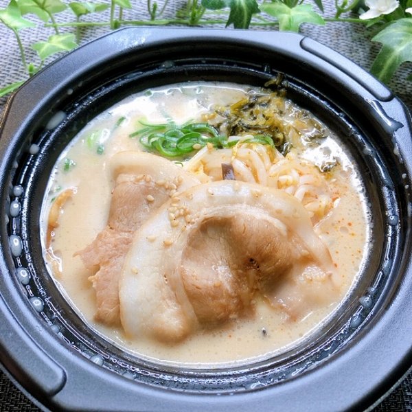 豚骨豆腐？ラーメンじゃないの？ファミマの「豚骨豆腐」はコッテリ味でもヘルシーで腹持ちバツグン