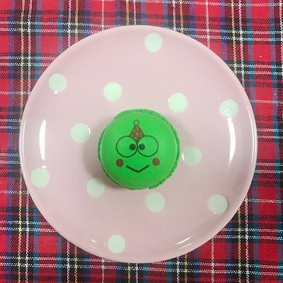 クリスマスけろけろけろっぴ マカロン(抹茶）