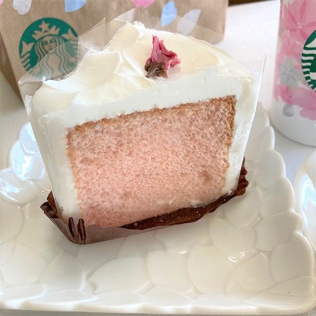 ふわっふわなさくらシフォンケーキ