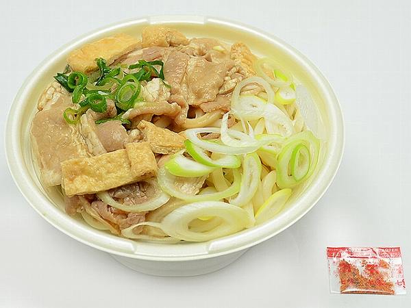 豚肉とお揚げの　肉盛りうどん